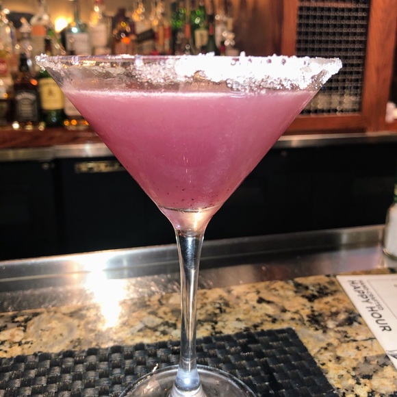 Meet your Posher, Shanell - Picture 1 of 1